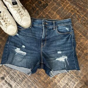 EUC Old Navy High Rise Denim Shorts Size 6